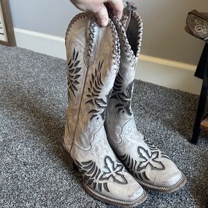 J.B. Dillon Tan and Black Embroidered Heeled Boots